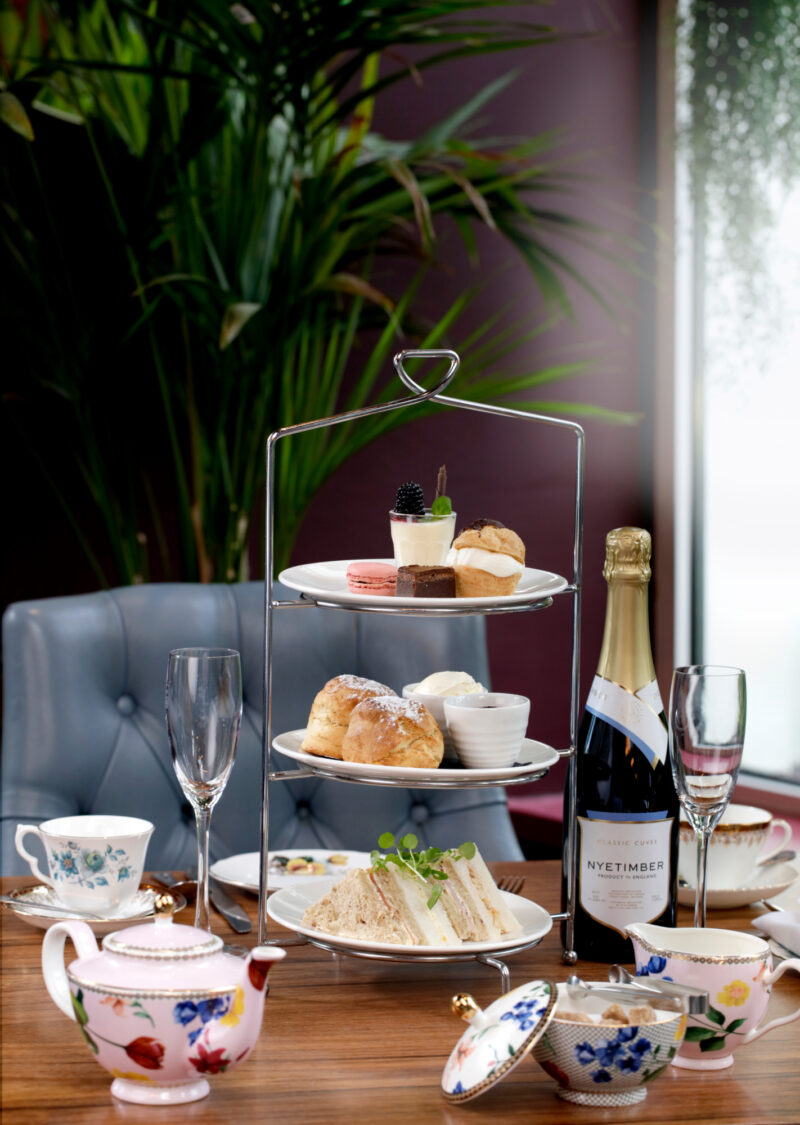 Queens Hotel Afternoon tea with Nyietma