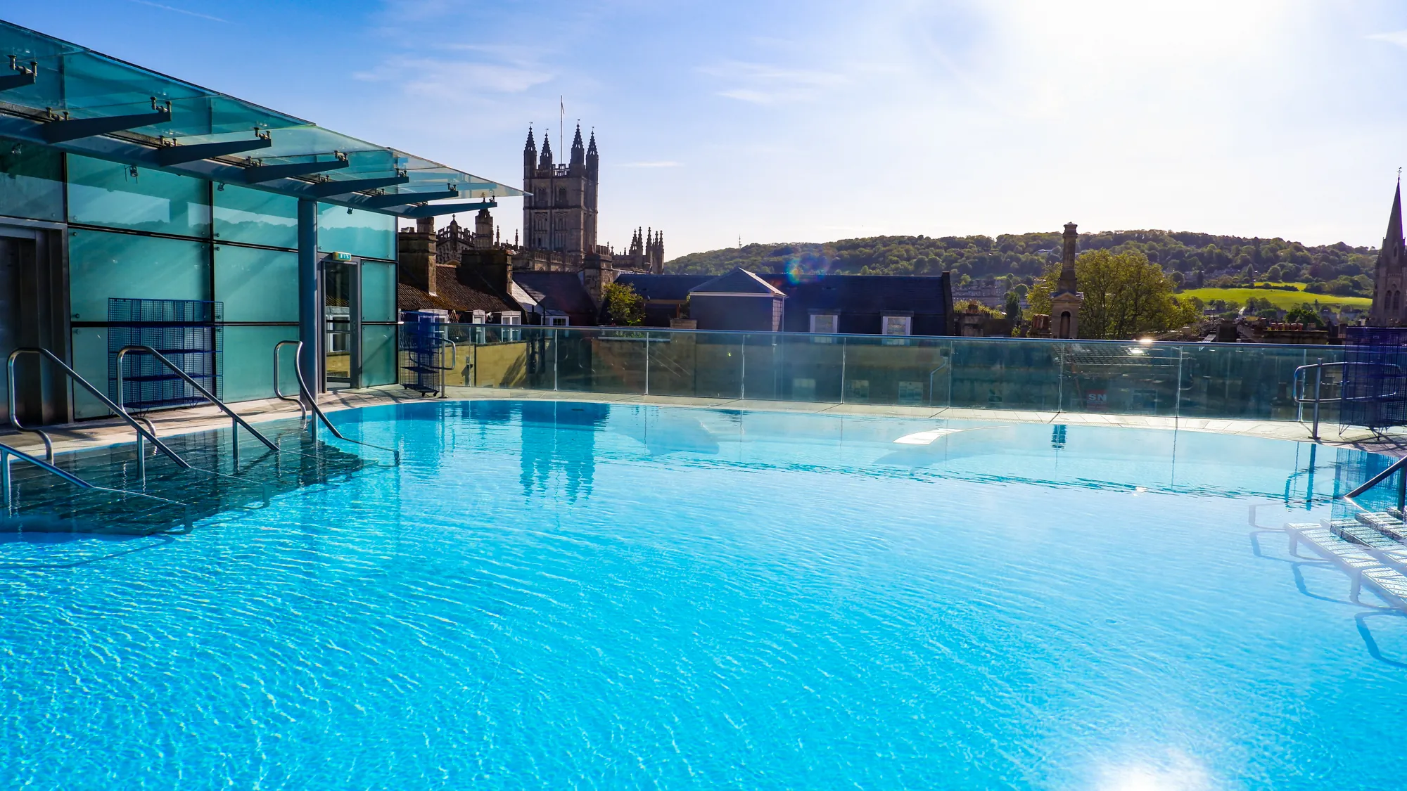 Rooftop-Pool-Thermae-Bath-Spa