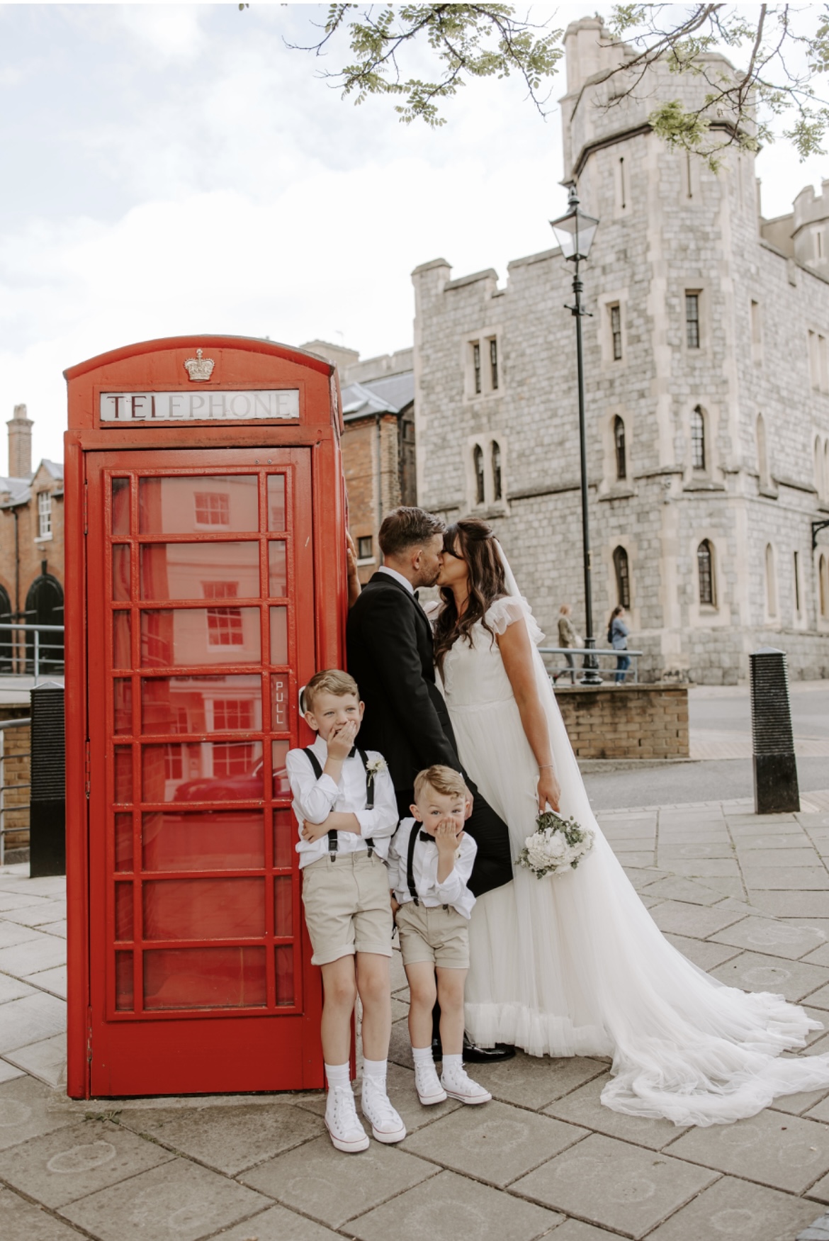 Lucy-Riddle-wedding-outside-Windsor-Castle-The-Castle-Hotel-Windsor