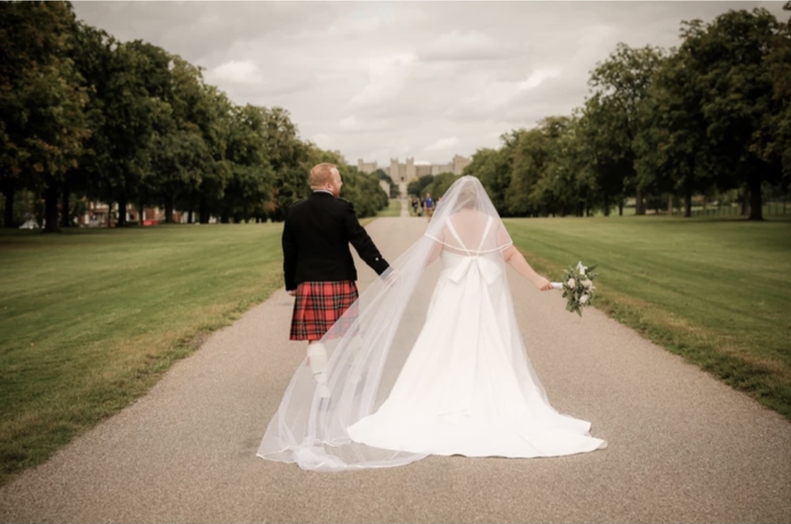 The-Castle-Hotel-Windsor-Laura-Maclean-Long-Walk-wedding-celebration